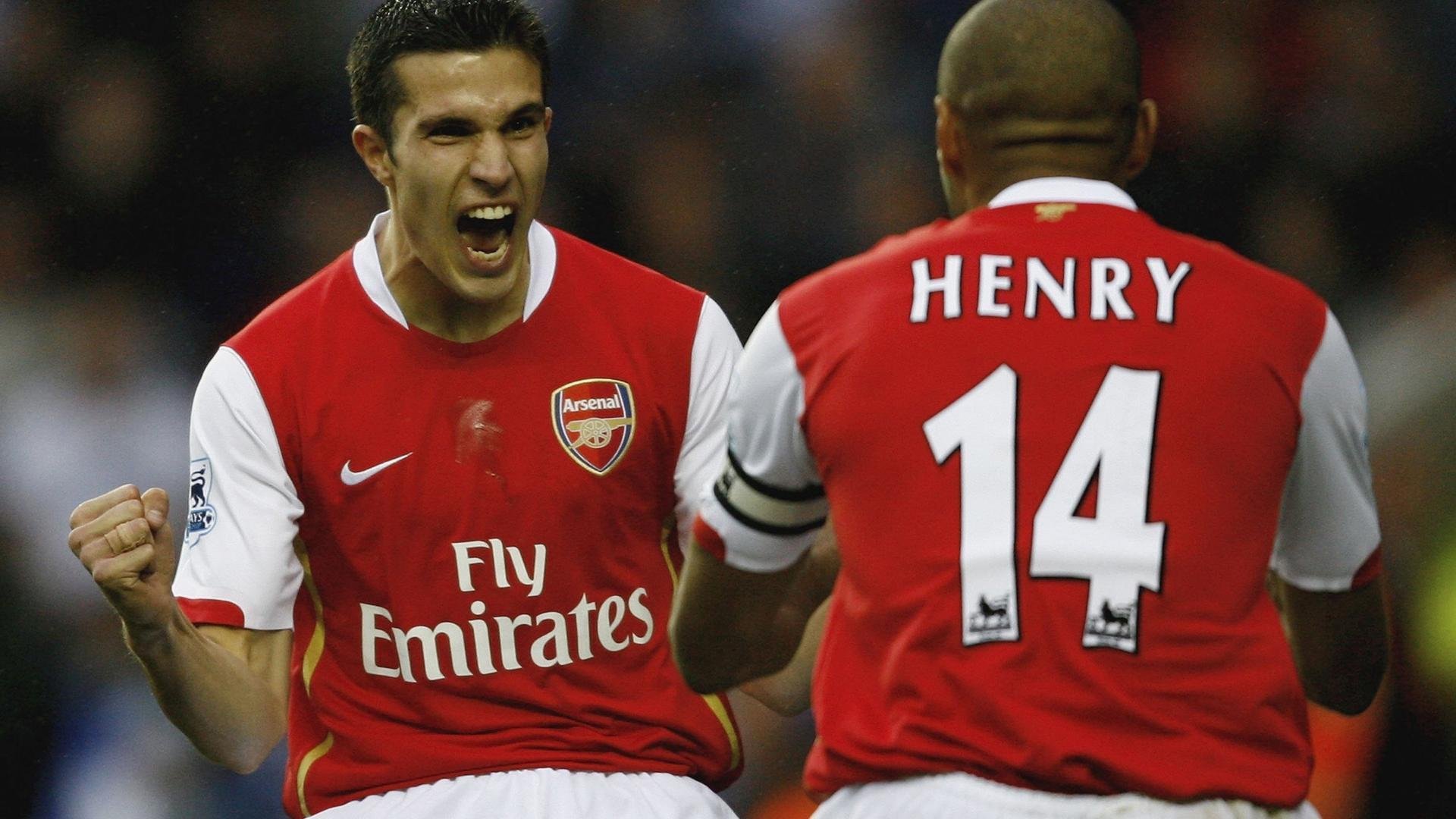 欧冠决赛之夜，阿劳霍彻底打爆防线，当防守成为最锋利的进攻